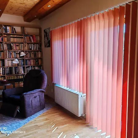 Erdőalja-padlástér Apartamento *