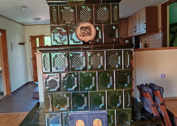 Erdőalja-padlástér